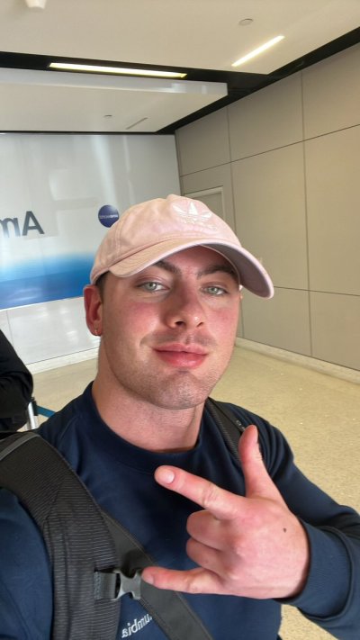 Watch Angelo Rosa's leaked NSFW photo on TwXstars