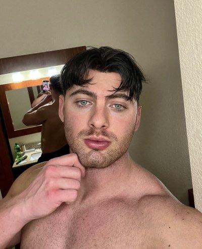 Watch Angelo Rosa's leaked NSFW photo on TwXstars