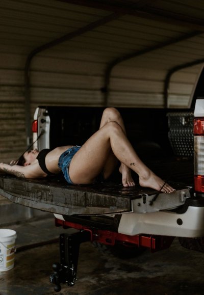 Watch Megan's leaked NSFW photo on TwXstars