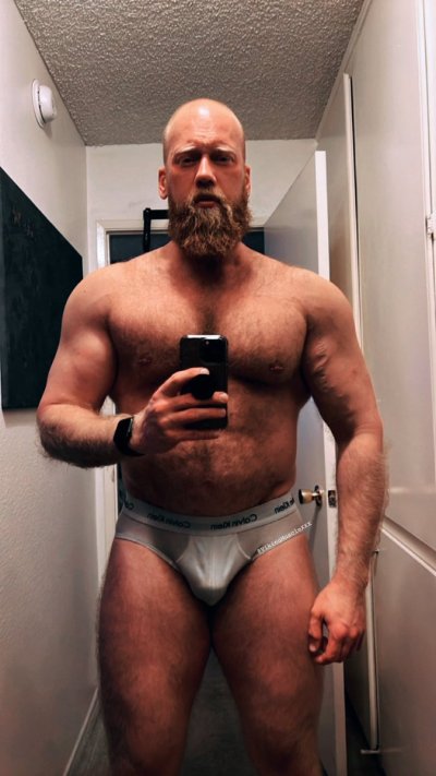 Watch 𝚅𝚒𝚔𝚒𝚗𝚐 𝙼𝚞𝚜𝚌𝚕𝚎's leaked NSFW photo on TwXstars