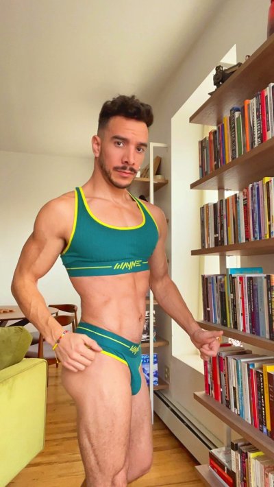 Watch ALEЅЅΙO VEGA's leaked NSFW photo on TwXstars