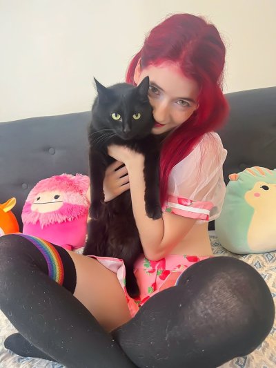 Watch Emma Fiore 🔞 🇦🇷's leaked NSFW photo on TwXstars