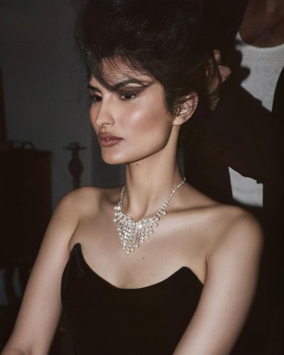 Watch Yael Cohen Aris's leaked NSFW photo on TwXstars