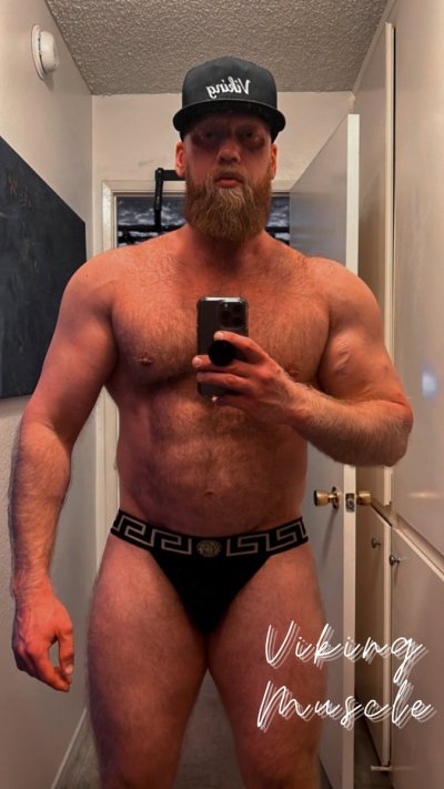 Watch 𝚅𝚒𝚔𝚒𝚗𝚐 𝙼𝚞𝚜𝚌𝚕𝚎's leaked NSFW photo on TwXstars