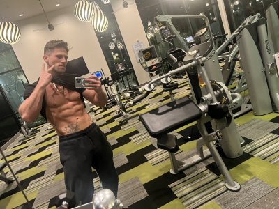 Watch ROMANTODD, LLC's leaked NSFW photo on TwXstars