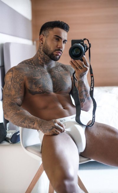 Watch Imanolbrown 🇺🇸 🇪🇸's leaked NSFW photo on TwXstars
