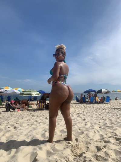 Watch Inst:@greyceoficial_'s leaked NSFW photo on TwXstars