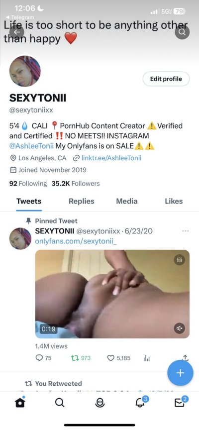 Watch SEXYTONII's leaked NSFW photo on TwXstars