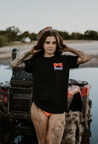 Watch Megan's leaked NSFW photo on TwXstars