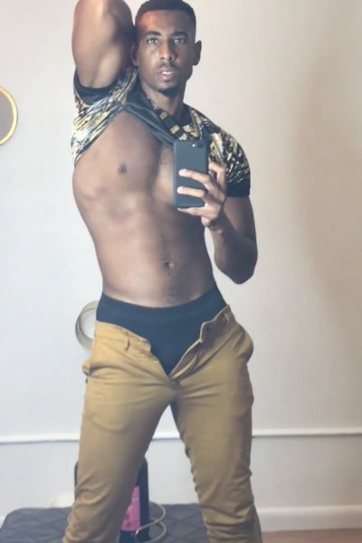 Watch Lµ§†𝓡𝓪𝓼𝓱𝓪𝓭 6'5❌️215's leaked NSFW photo on TwXstars