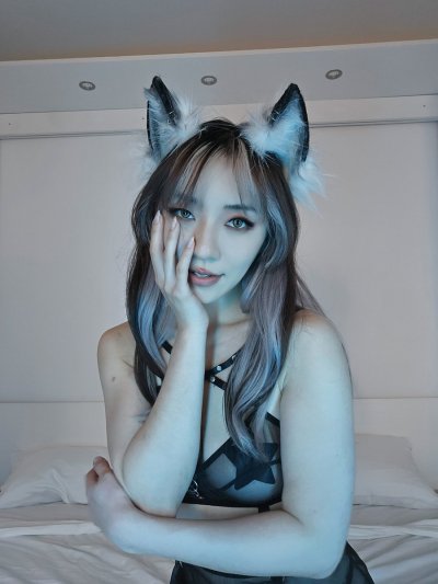 Watch sussy stella's leaked NSFW photo on TwXstars