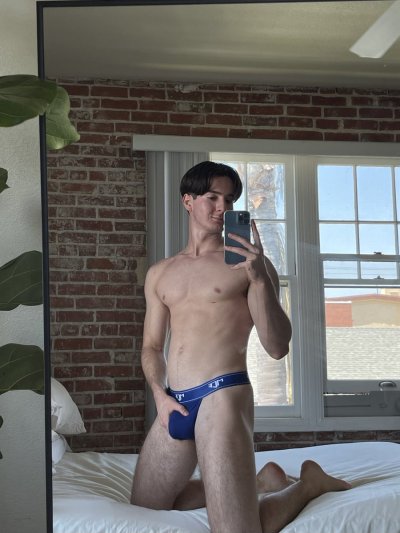 Watch Caleb Manning's leaked NSFW photo on TwXstars