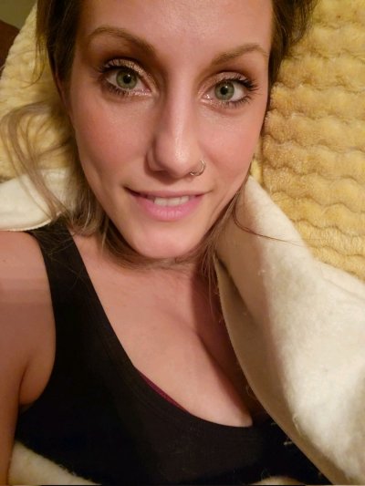 Watch Sylvie's leaked NSFW photo on TwXstars