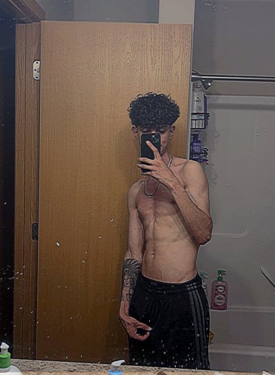 Watch ℑ𝔰𝔯𝔞𝔢𝔩 𝔗𝔞𝔭𝔦𝔞's leaked NSFW photo on TwXstars