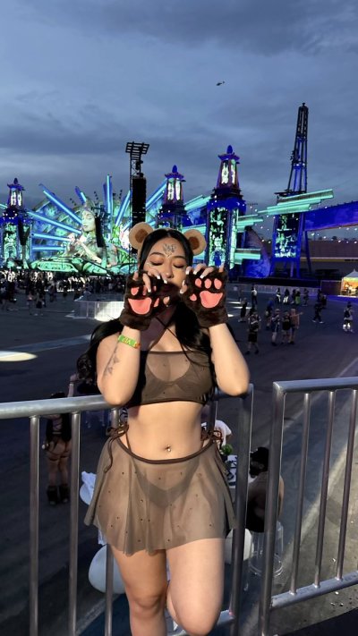 Watch kimmy's leaked NSFW photo on TwXstars