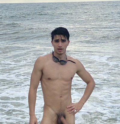 Watch Nathan Luna ❤️‍🔥's leaked NSFW photo on TwXstars