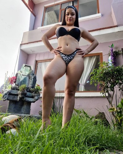 Watch Selene 🌙's leaked NSFW photo on TwXstars