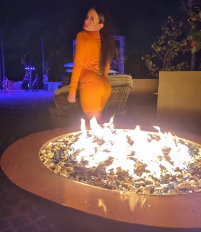 Watch Selene 🌙's leaked NSFW photo on TwXstars