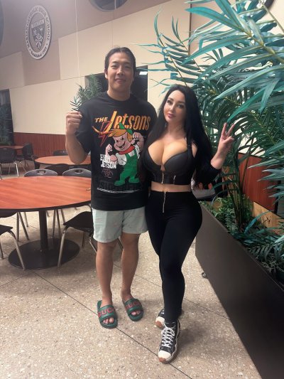 Watch Sofia Sivan 💎's leaked NSFW photo on TwXstars