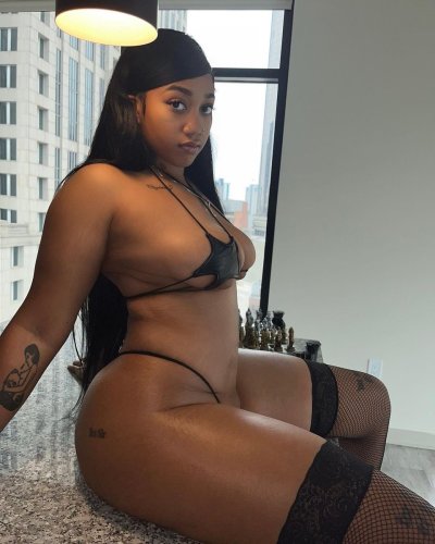 Watch luxxe bucksss's leaked NSFW photo on TwXstars