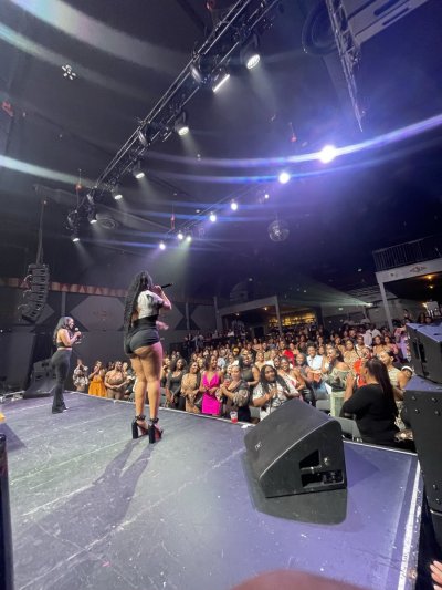 Watch Makuti Lee's leaked NSFW photo on TwXstars