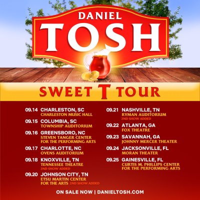 Watch daniel tosh's leaked NSFW photo on TwXstars