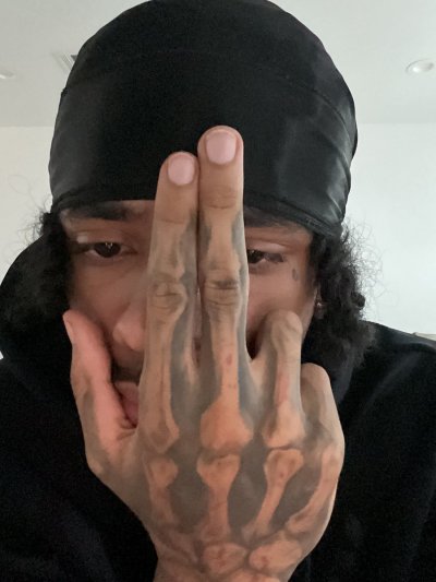 Watch YUNGIN 🔞😈's leaked NSFW photo on TwXstars