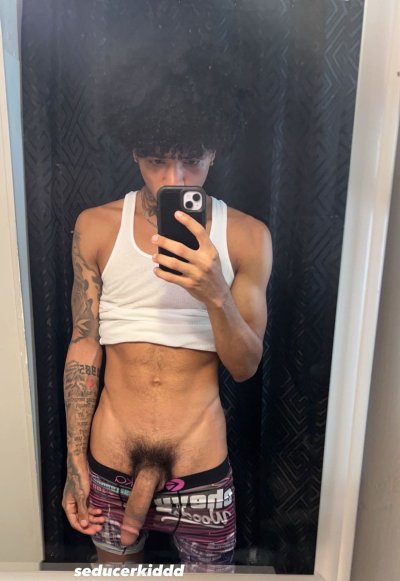 Watch YUNGIN 🔞😈's leaked NSFW photo on TwXstars