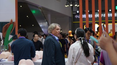 Watch Tantaly Global Official's leaked NSFW photo on TwXstars