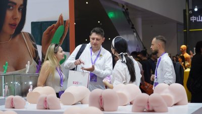 Watch Tantaly Global Official's leaked NSFW photo on TwXstars