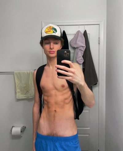 Watch Ansel Prower's leaked NSFW photo on TwXstars