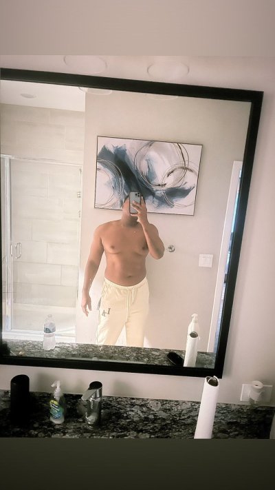 Watch Nurse C. 😷's leaked NSFW photo on TwXstars