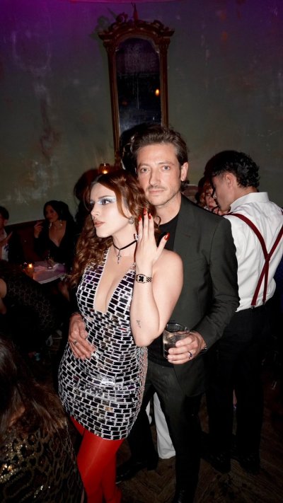 Watch BITCHIMBELLATHORNE's leaked NSFW photo on TwXstars