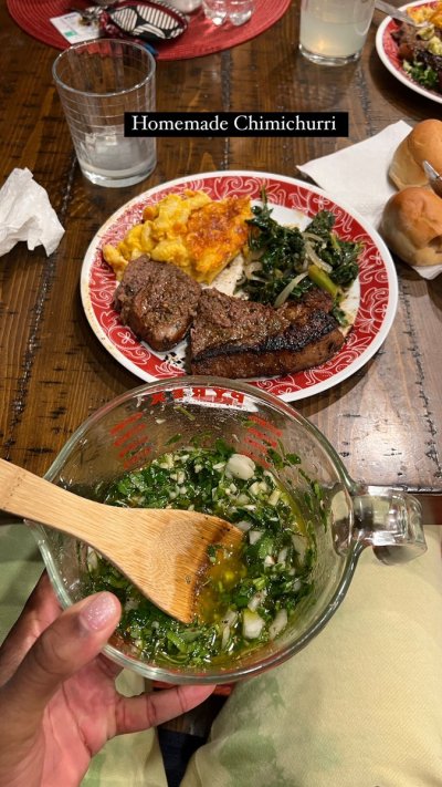 Watch Tarek Ali Ellis's leaked NSFW photo on TwXstars