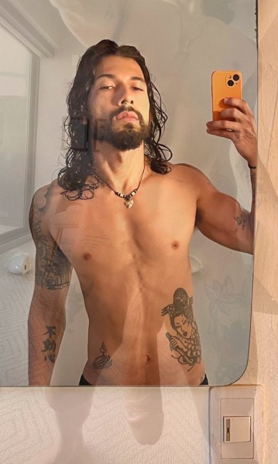 Watch 𓄂Gabriel𓆃's leaked NSFW photo on TwXstars