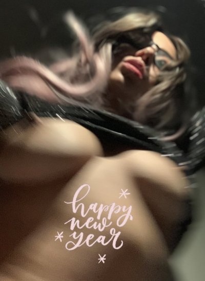 Watch Yourtixtix🍭OnlyFans's leaked NSFW photo on TwXstars