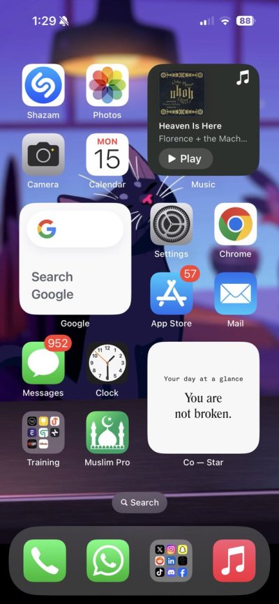 Watch mo's leaked NSFW photo on TwXstars