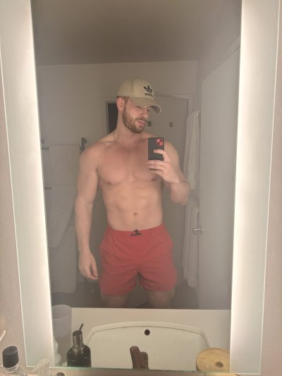 Watch ColtFitness's leaked NSFW photo on TwXstars