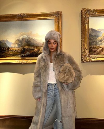 Watch Kim Kardashian's leaked NSFW photo on TwXstars