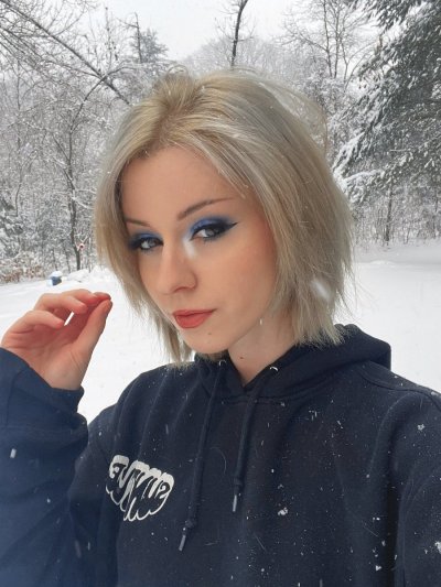 Watch hickey's leaked NSFW photo on TwXstars