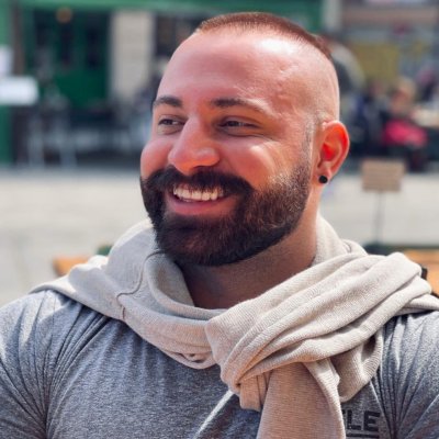 Watch Nik's leaked NSFW photo on TwXstars