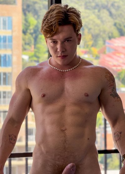 Watch Archie Bogota's leaked NSFW photo on TwXstars