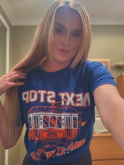 Watch Michael Larkin's leaked NSFW photo on TwXstars