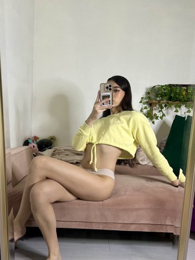 Watch Victoria Salvatore's leaked NSFW photo on TwXstars