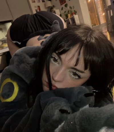 Watch ess's leaked NSFW photo on TwXstars