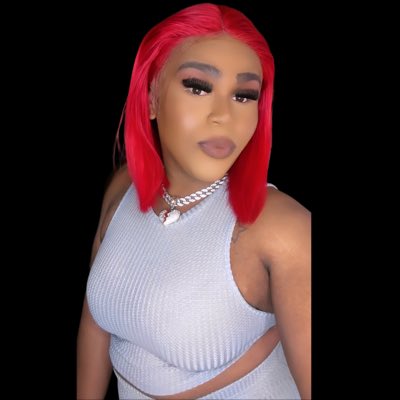 Watch ℝ𝕠𝕩𝕒𝕟𝕟𝕖 ℝ𝕠𝕔𝕙𝕒's leaked NSFW photo on TwXstars