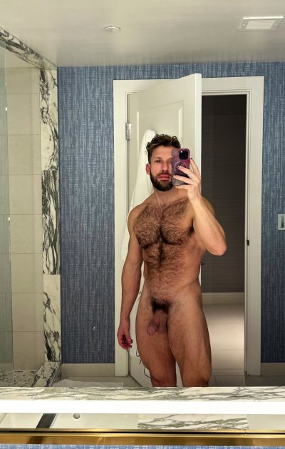 Watch Morgxn Thicke (he/they)'s leaked NSFW photo on TwXstars