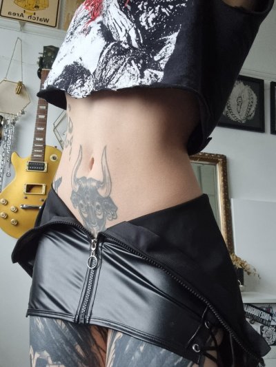 Watch Xio Xander's leaked NSFW photo on TwXstars