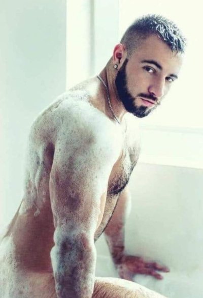 Watch Nik's leaked NSFW photo on TwXstars