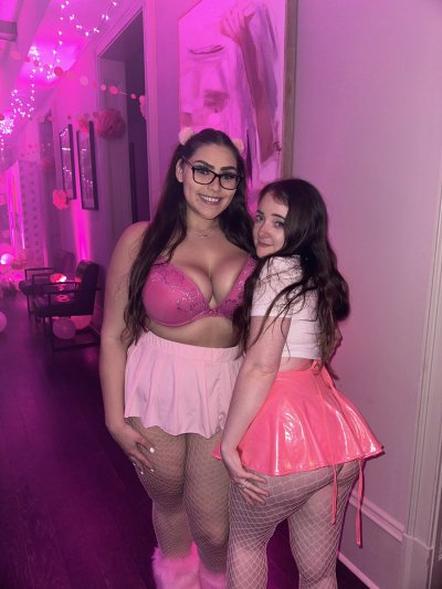 Watch Pregnant Fit Sid 💗's leaked NSFW photo on TwXstars